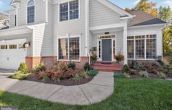 5850 26TH ST N, ARLINGTON, VA 22207