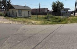 2 E Bates, Parma, ID 83660