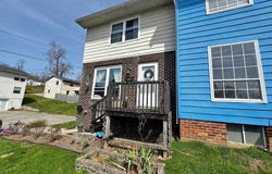 21 Warren Place, Charleston, WV 25302