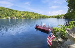 20 Point Drive S, Lake Peekskill, NY 10537