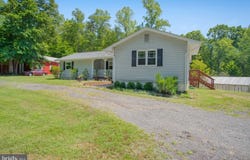 290 HARTLAKE DR, FREDERICKSBURG, VA 22406