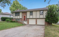 1925 5th Street, Lee's Summit, MO 64081