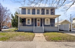 416 Center Street, South Haven, MI 49090
