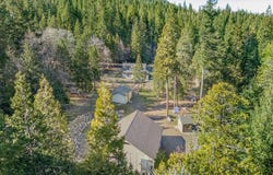 5022 Elderberry Dr, Weed, CA 96094