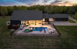 5000 Stillhouse Road, Paris, TX 75462