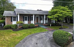 169 Forest Ln Lane, Bristol, VA 24201