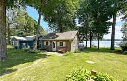 11436 Hoyer Avenue NW, Annandale, MN 55302