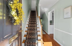158 Jamestown Ct, PA 15216