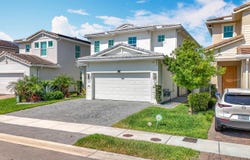 4201 Pelicano Way, Deerfield Beach, FL 33064