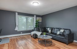 370 Echo Lane, Aurora, IL 60504