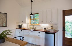204 S Elk St, Fredericksburg, TX 78624
