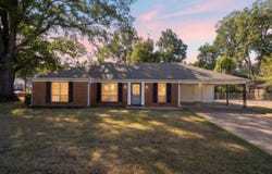 5461 BLUE RIDGE Pky, Memphis, TN 38134