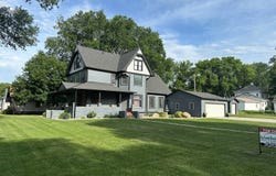 518 E Hughson St, Randolph, NE 68771