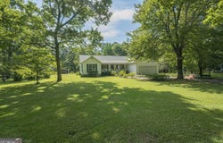 2324 Floyd Springs, Armuchee, GA 30105