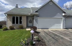 1045 Saddle Ridge, Portage, WI 53901