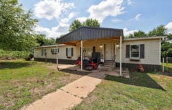 667 County Road 1410 Road, Ninnekah, OK 73067