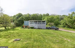 2901 ERLY ROAD, ELLIOTTSBURG, PA 17024