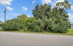 2077 SW Americana Street, Port Saint Lucie, FL 34953