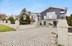 104 Randall Shea Dr, Swansea, MA 02777