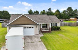 553 Rachel Lane, Grimesland, NC 27837
