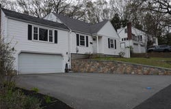 27 Campbell st, West Warwick, RI 02893