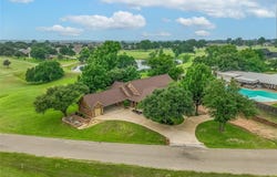 100 Wood Creek Drive, Gatesville, TX 76528