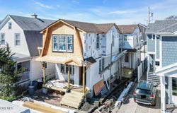 1805 Parkway, Lake Como, NJ 07719