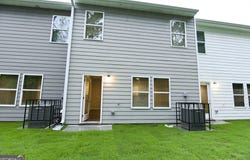 156 Village Green, Adairsville, GA 30103