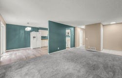 5 Crusader Avenue E, West Saint Paul, MN 55118