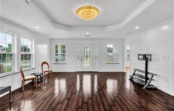 213 BEAVER Drive, Arabi, LA 70032