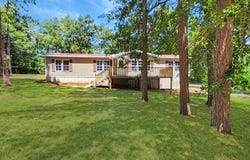 93 Santee Lane, Elloree, SC 29047