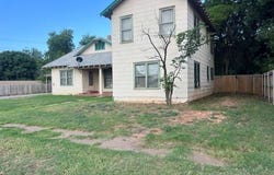 1828 Houston Street, Vernon, TX 76384