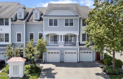 43 Skimmer Lane, Port Monmouth, NJ 07758