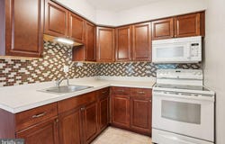 1100 TYSON AVENUE, ABINGTON, PA 19001