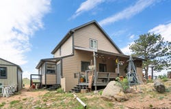 254 ROCKY RD, Cheyenne, WY 82009