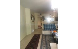13705 SW 12th St, Pembroke Pines, FL 33027