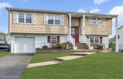 8 Ennis Drive, Hazlet, NJ 07730