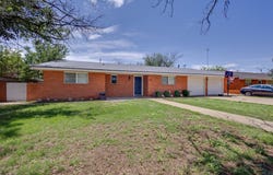 709 21st St, Lamesa, TX 79331