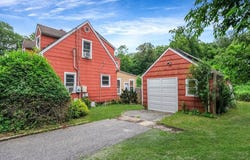 36 Daly Road, East Northport, NY 11731