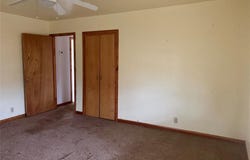 36730 N E Road, Wewoka, OK 74884