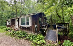2579 VT Route 100, Plymouth, VT 05056