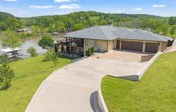 33460 S 595 Road, Grove, OK 74344