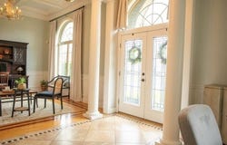 99 Elizabeth St, Agawam, MA 01030