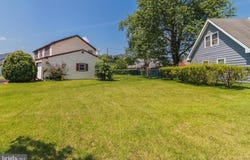 27 HARPER LANE, WILLINGBORO, NJ 08046