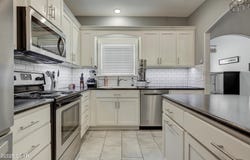 2258 S Greystone Square, Webb City, MO 64870
