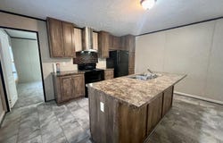139 Lanning Road, Hendersonville, NC 28792
