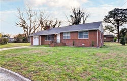 10 Whipple Drive, Hampton, VA 23663