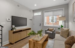 2536 E GORDON Street, PHILADELPHIA, PA 19125