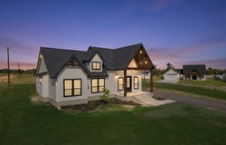 16911 Rancho Escondido, Atascosa, TX 78002