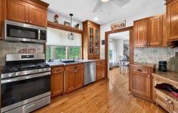 72 Hillcrest Rd, Watchung Boro, NJ 07069-6004